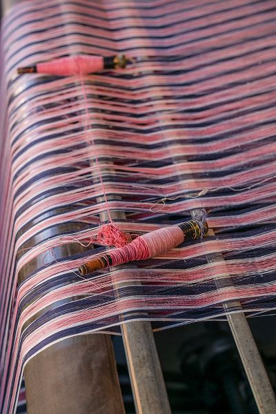 Bibikow, Walter 아티스트의 Sweden-Norrkoping-former mill town-cloth loom detail작품입니다.